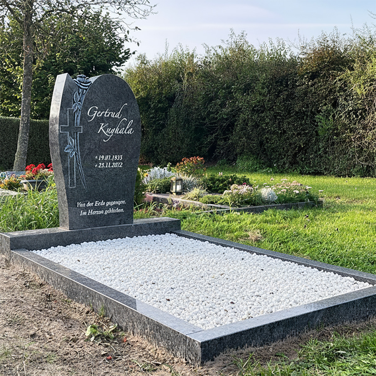 Klassische Grabsteine