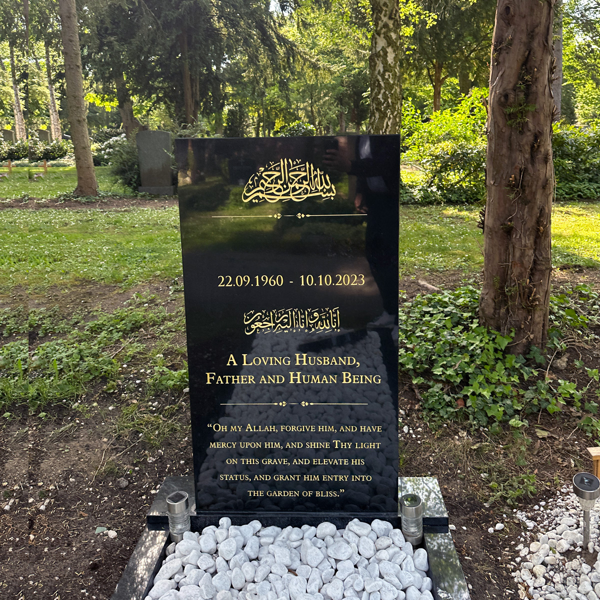 Klassische Grabsteine