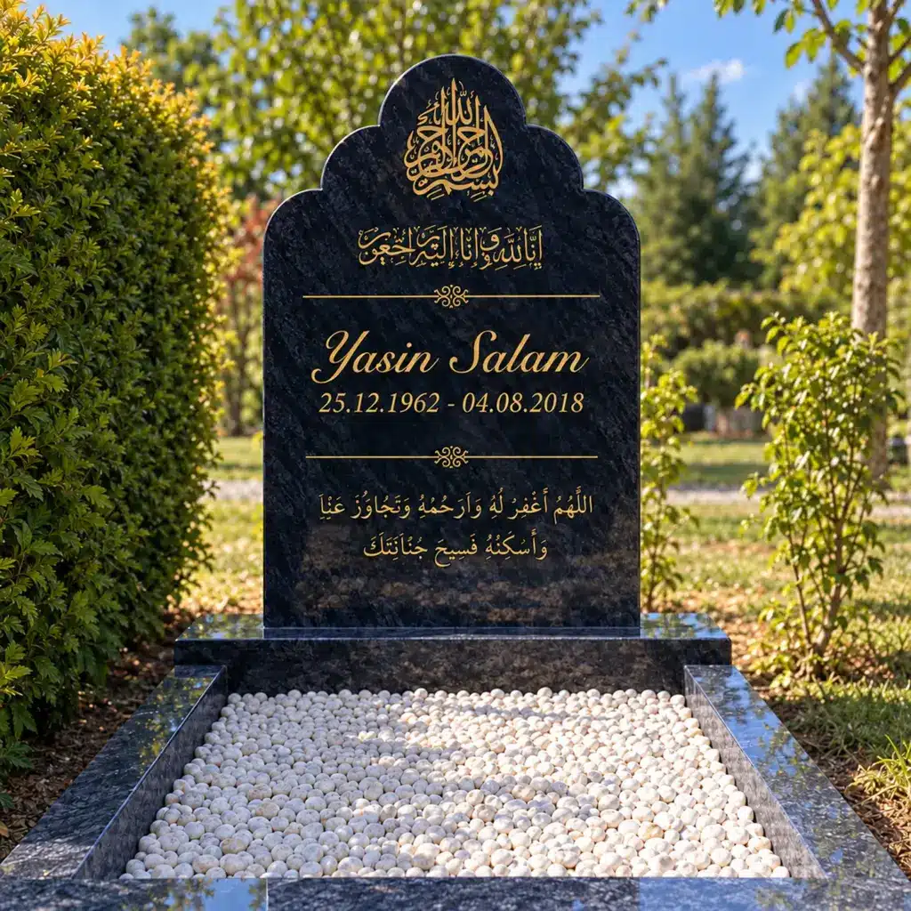 Einzelgrabstein Modell Anisa aus Orion Blue Granit auf dem Friedhof