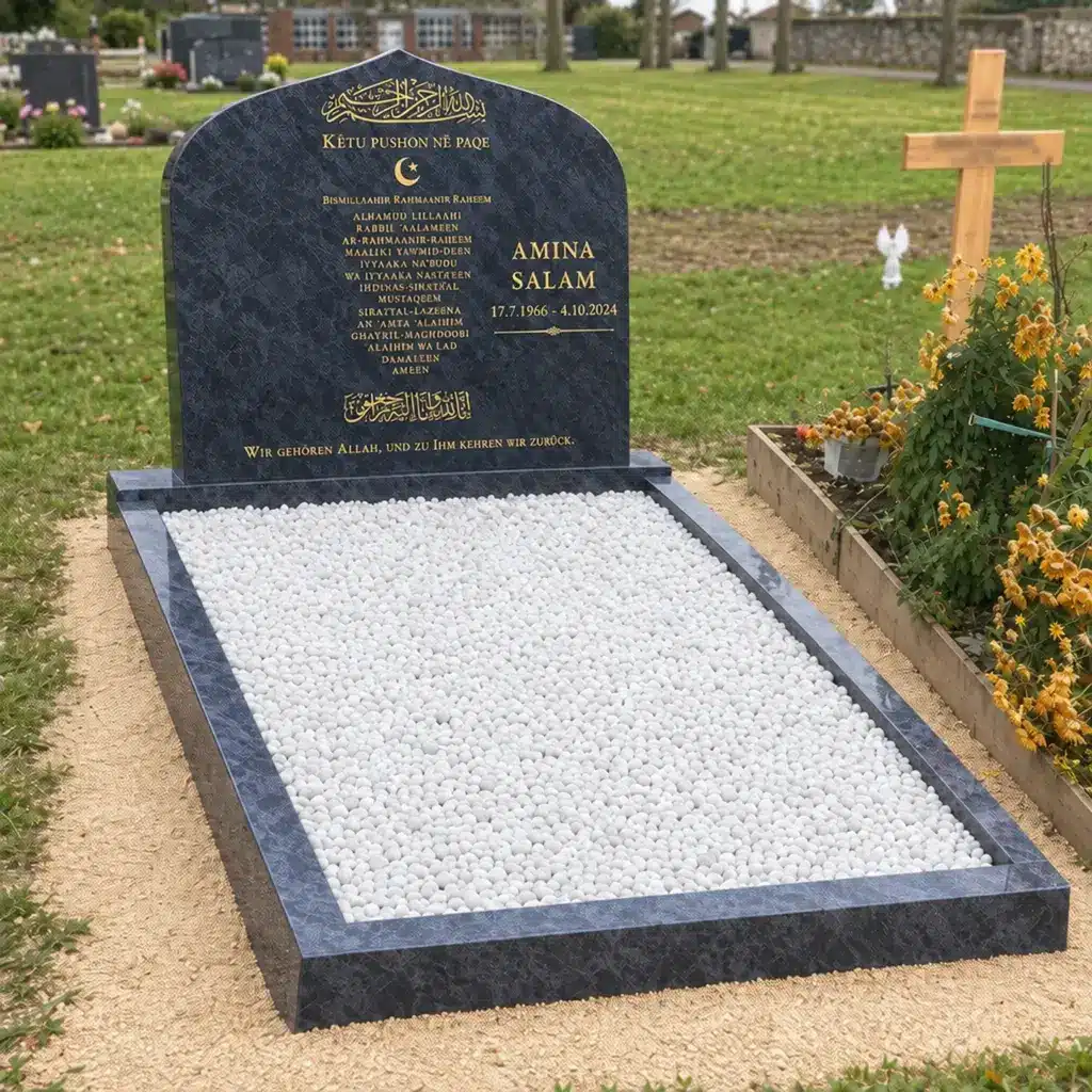 Doppelgrabstein Modell Miraj aus Orion Blue auf dem Friedhof